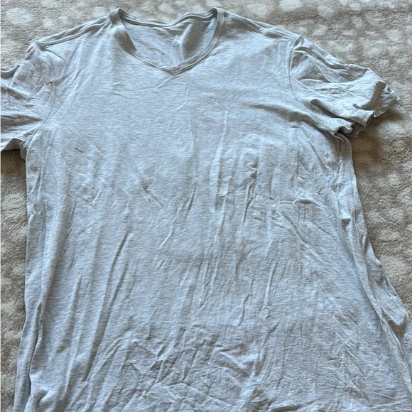 Men’s Lululemon Tshirt Large - Picture 1 of 1